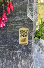 Grave plaque