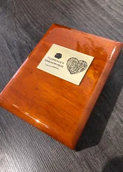 Wooden trinket box