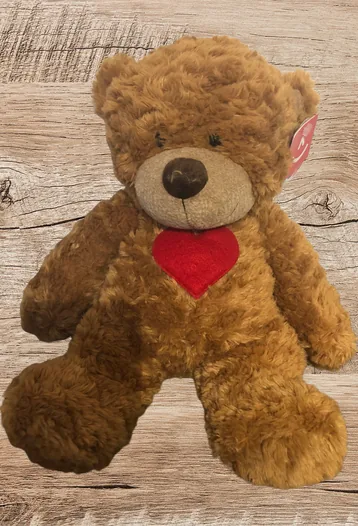 eMemorybear, a child-friendly bereavement teddy with a red heart